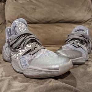 Adidas Harden Vol 4 Size 9